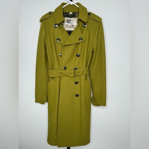 Burberry Women's Wool Trench Coat - Timeless Elegance and British Heritage - Picture 1 of 8